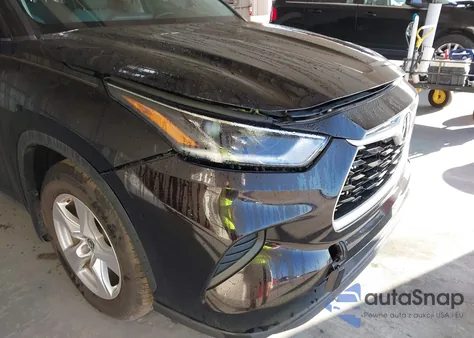 2021 Toyota Highlander L z USA, uszkodzony, nr VIN 5TDCZRBH4MS157706